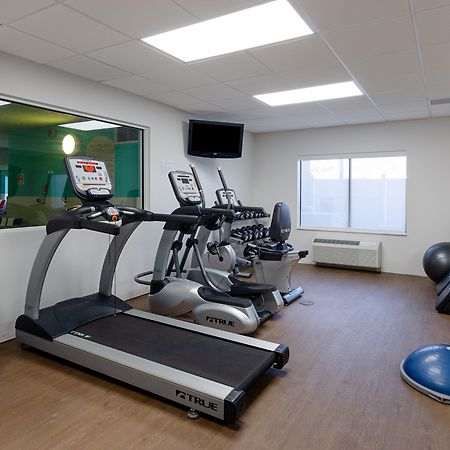 Holiday Inn Express Hotel & Suites Weston By Ihg Εξωτερικό φωτογραφία