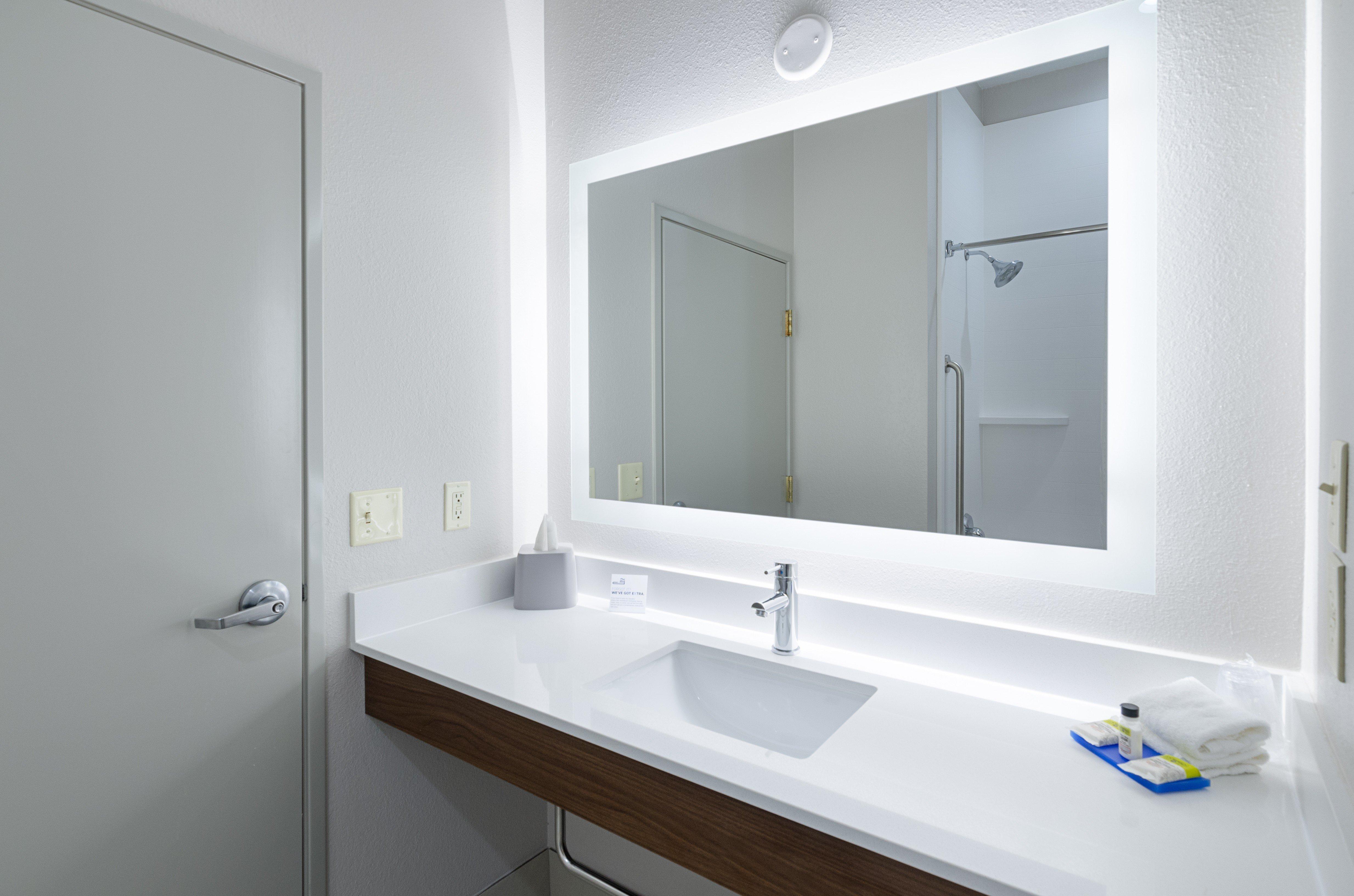 Holiday Inn Express Hotel & Suites Weston By Ihg Εξωτερικό φωτογραφία