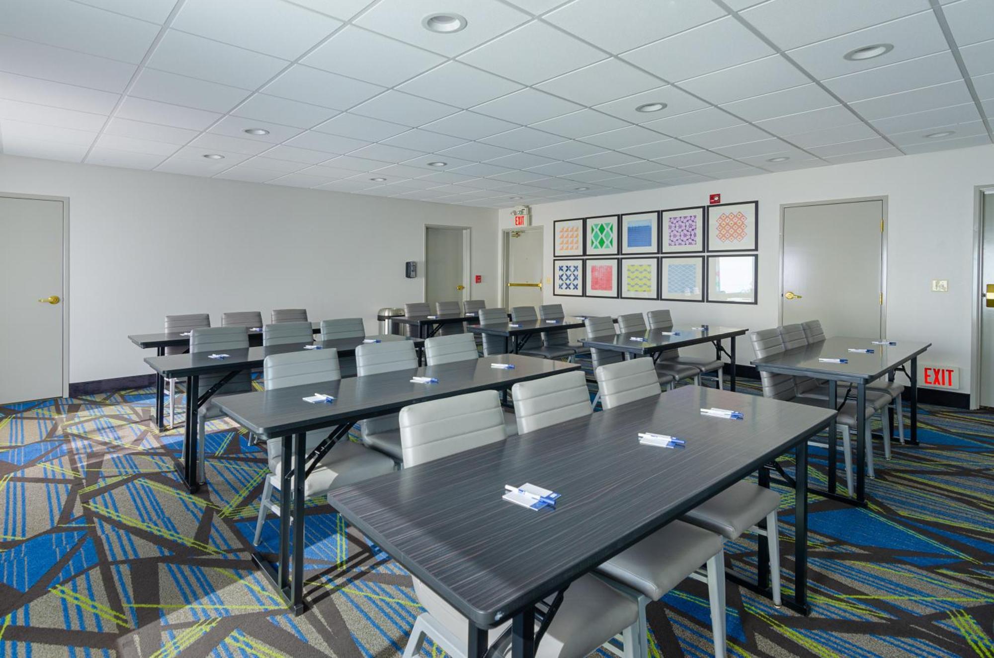 Holiday Inn Express Hotel & Suites Weston By Ihg Εξωτερικό φωτογραφία